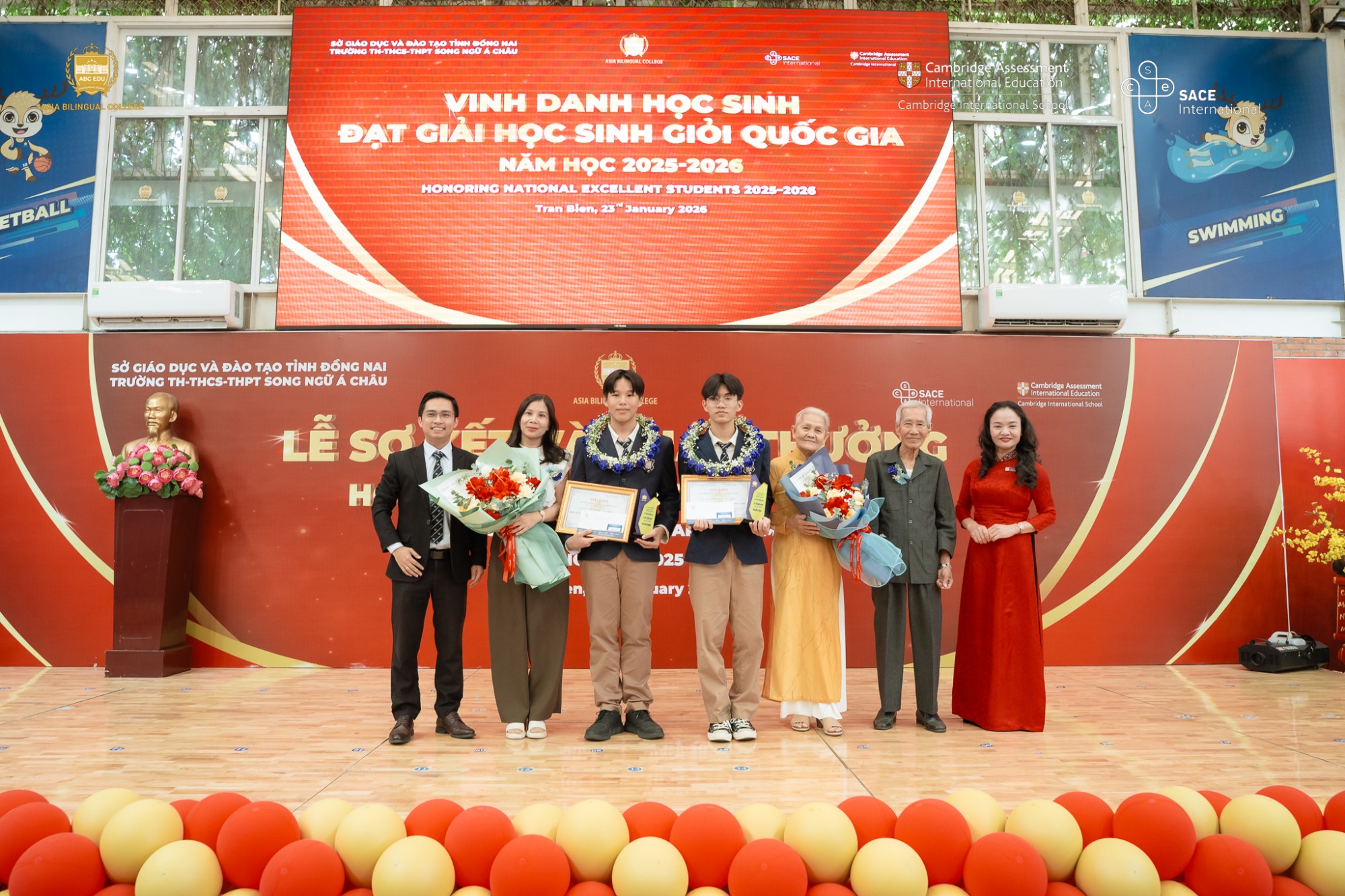 LỄ SƠ KẾT VÀ PHÁT THƯỞNG HỌC KỲ I NĂM HỌC 2025 – 2026