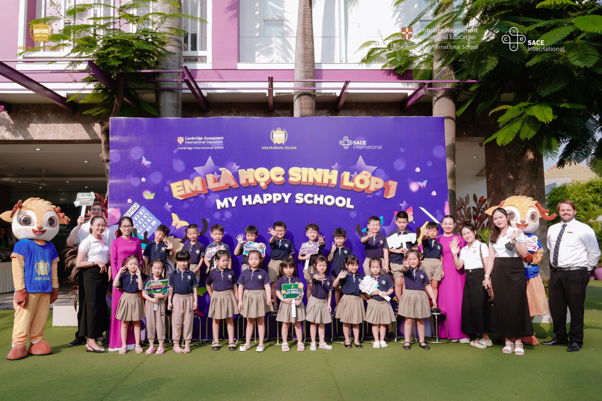 “EM LÀ HỌC SINH LỚP 1” – NGÀY TRẢI NGHIỆM ĐẦY HỨNG KHỞI CỦA CÁC ABCERS NHÍ TẠI TRƯỜNG SONG NGỮ Á CHÂU