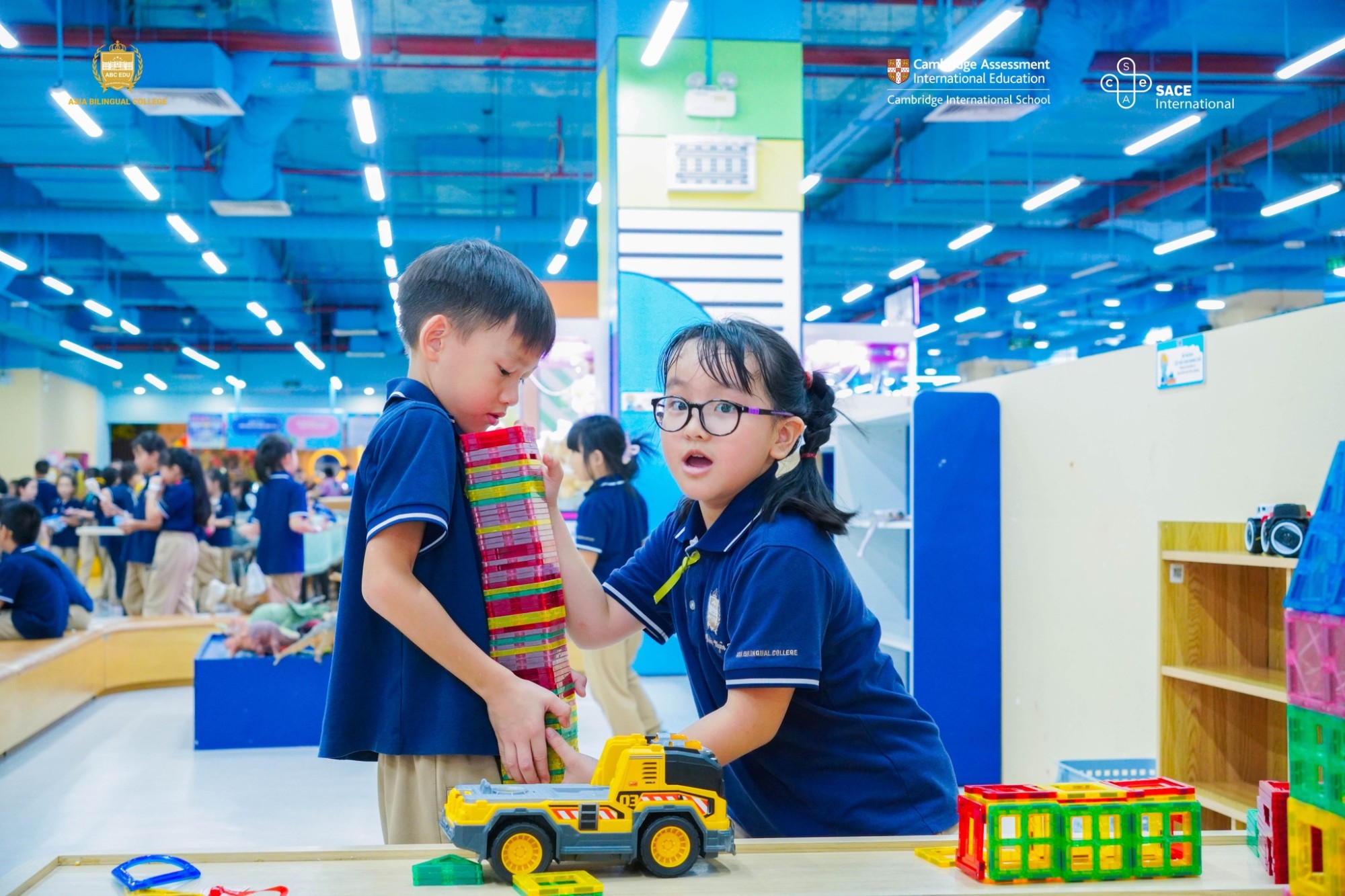 HỌC TẬP TRẢI NGHIỆM TẠI TINIWORLD – MỘT NGÀY VUI HỌC ĐẦY HỨNG KHỞI DÀNH CHO HỌC SINH KHỐI 2