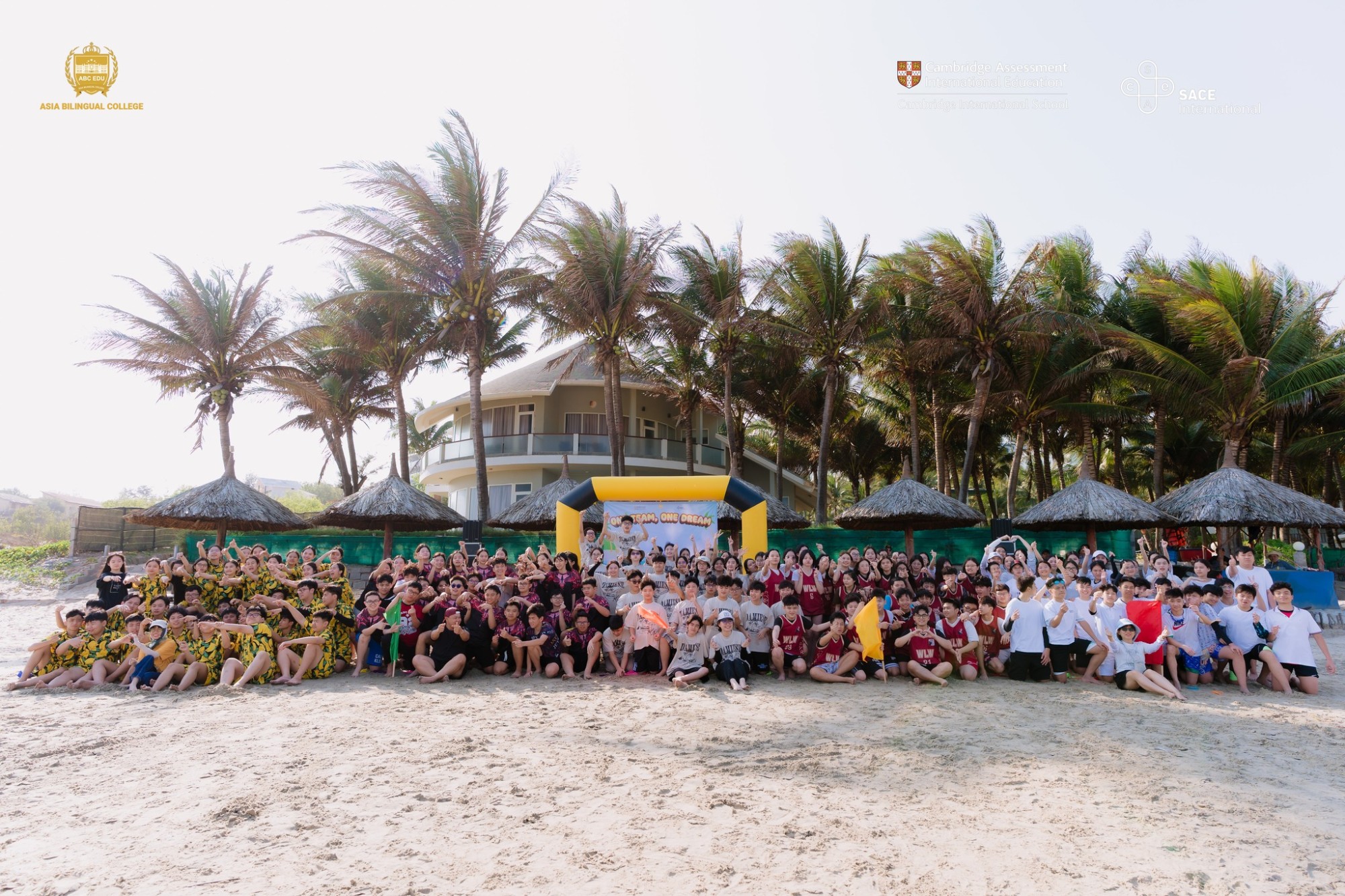 CHUYẾN ĐI THANH XUÂN CỦA HỌC SINH KHỐI 9 TẠI TRƯỜNG TH-THCS-THPT SONG NGỮ Á CHÂU