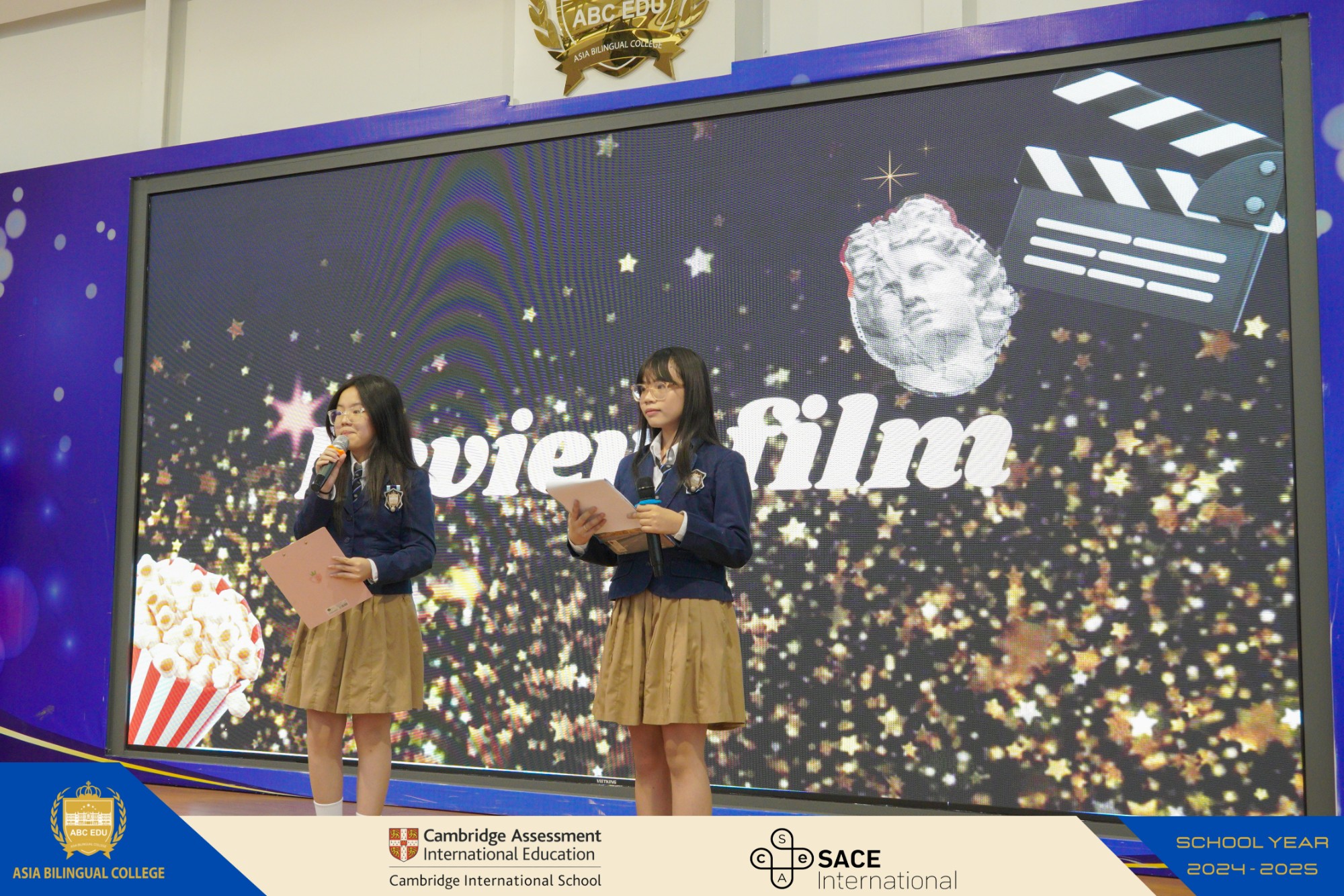 HỌC TIẾNG ANH SÁNG TẠO CÙNG DỰ ÁN “CINEMATIC CITY” CỦA HỌC SINH KHỐI 7