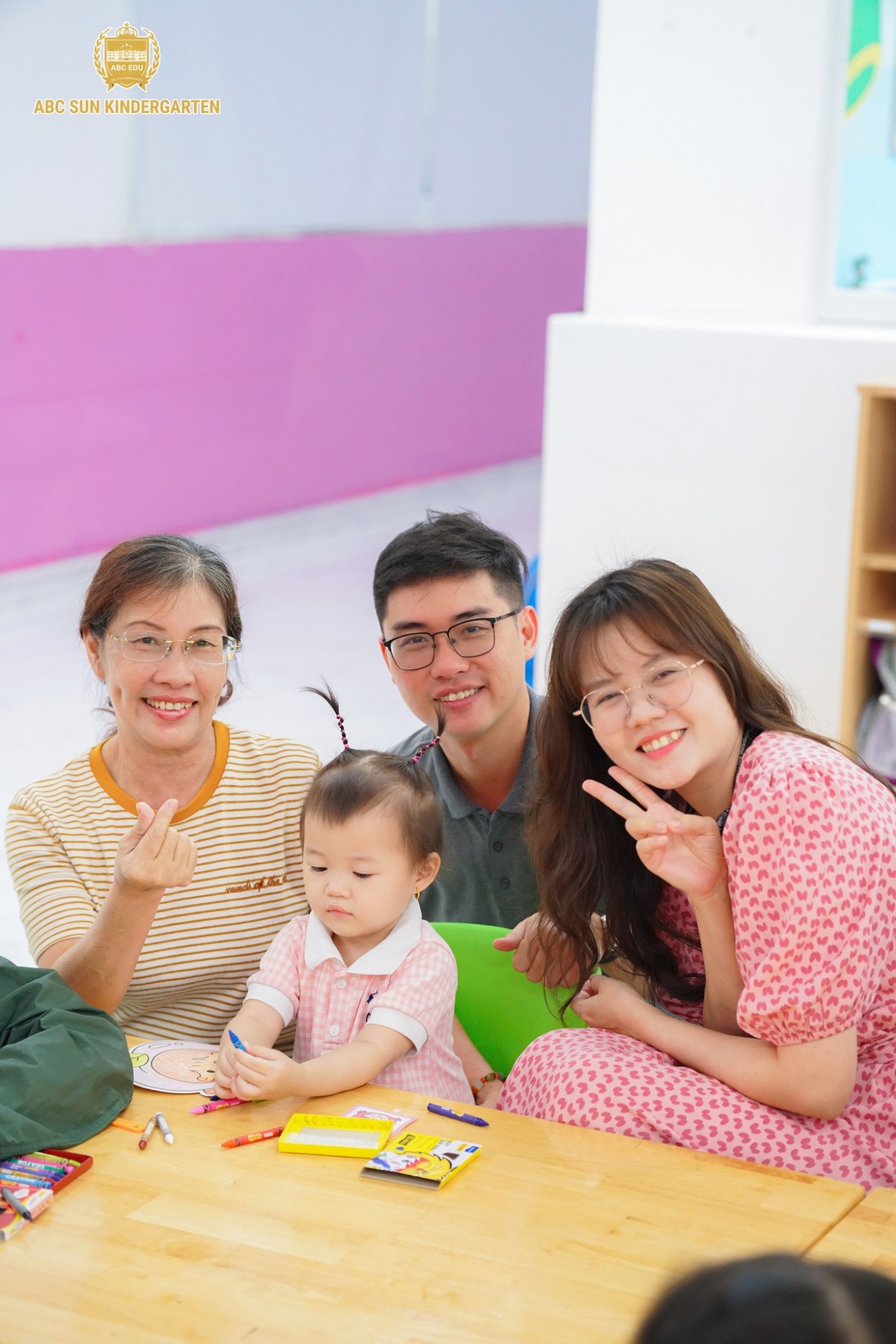 Khoảnh Khắc Yêu Thương Bên Gia Đình – Trải Nghiệm Đặc Biệt Tại Trường Mầm Non Mặt Trời Á Châu