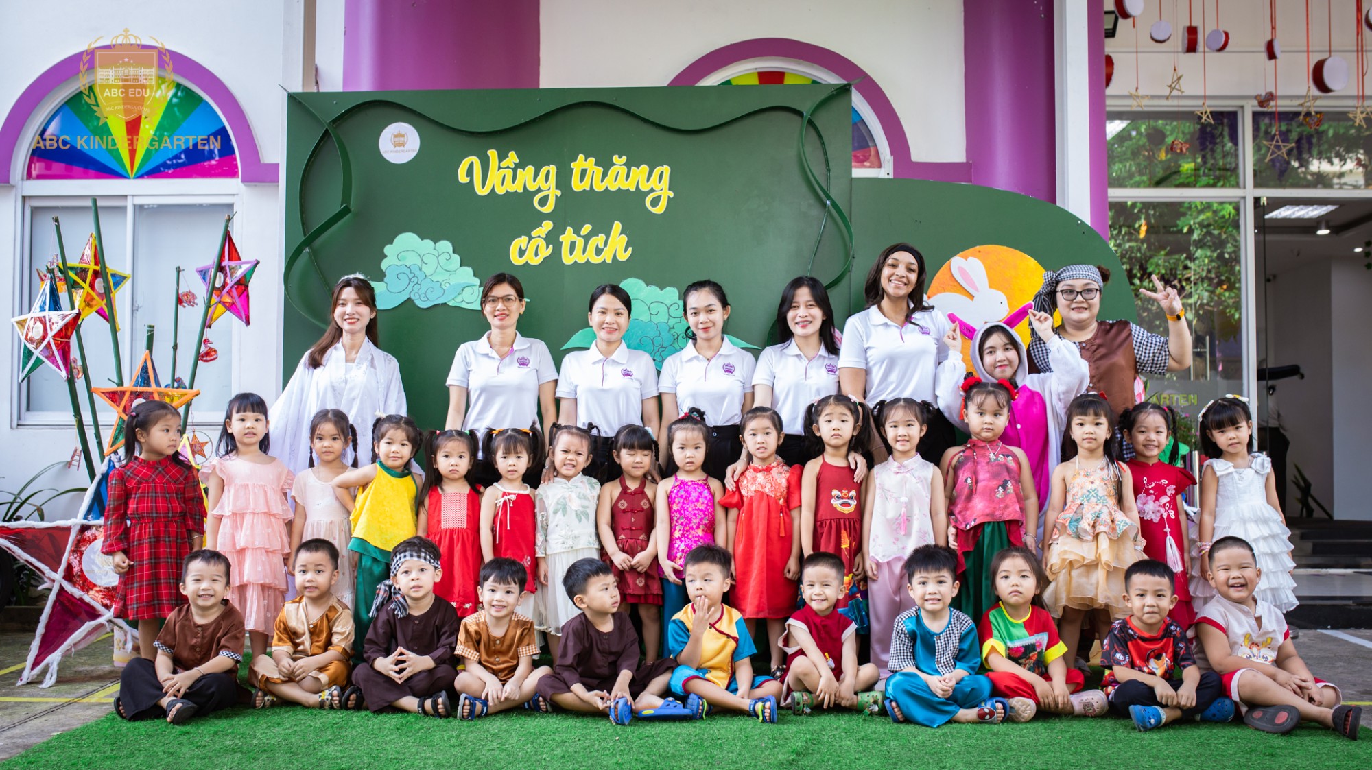 TRUNG THU RỘN RÀNG – RƯỚC ĐÈN LUNG LINH TẠI TRƯỜNG MẦM NON Á CHÂU