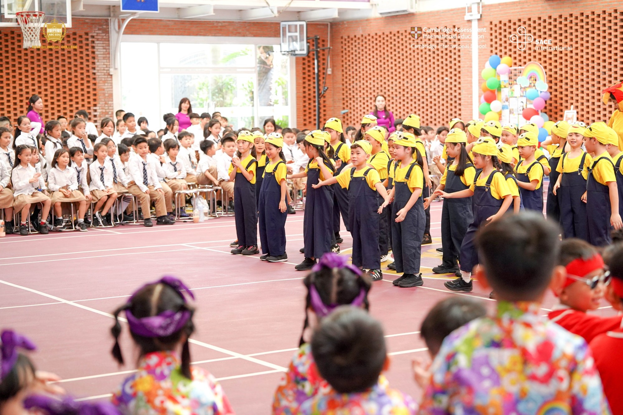 FLASHMOB KHỐI 1 – NHỊP ĐIỆU TUỔI THƠ RỰC RỠ TẠI DEER STADIUM TRƯỜNG SONG NGỮ Á CHÂU